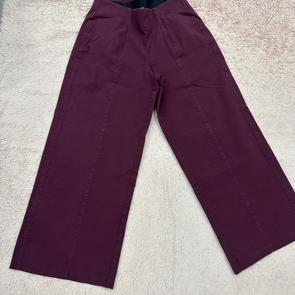 Old Navy Women's Burgundy Wide Leg Pants - Picture 3 of 4